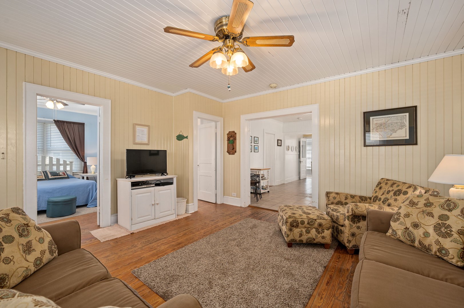 7-web-or-mls-Cove-407-Tillett-Living-V2