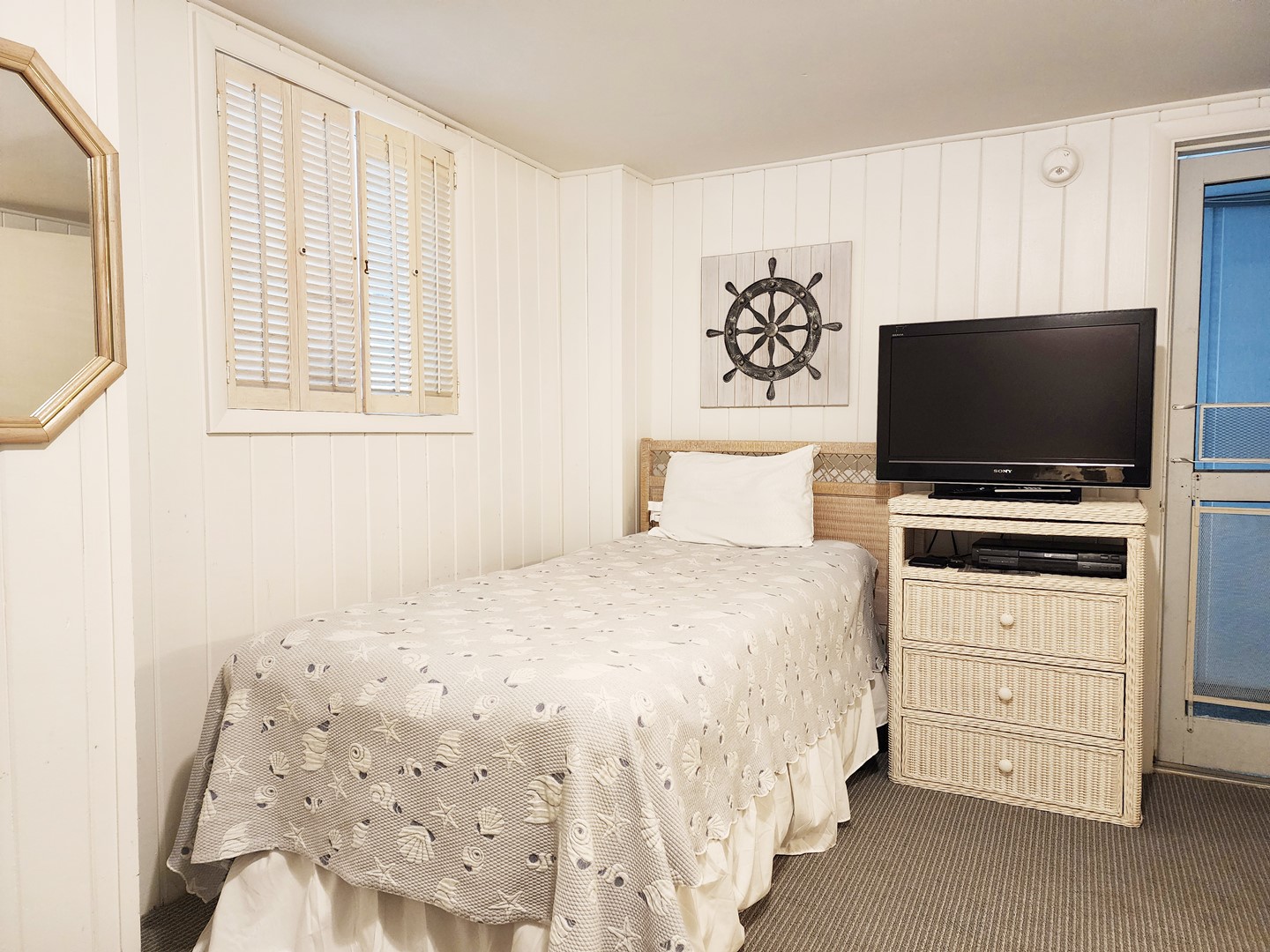Bedroom 5 - Ground Floor
