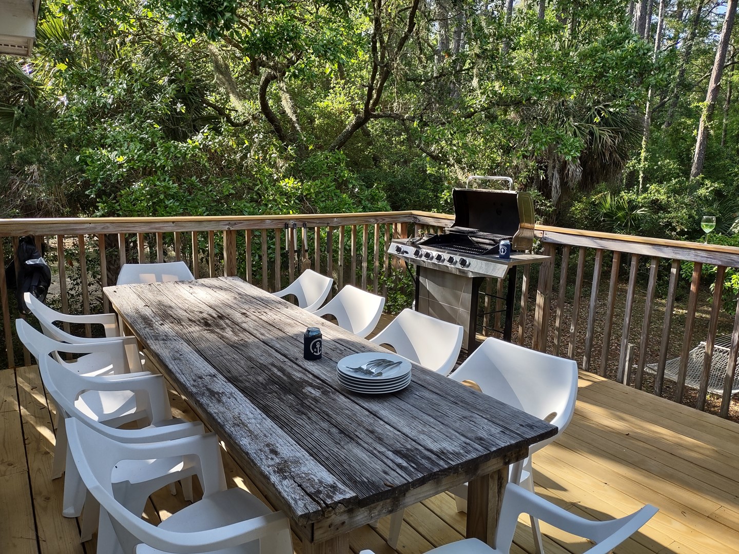 Outdoor Dining and Grill on the Deck