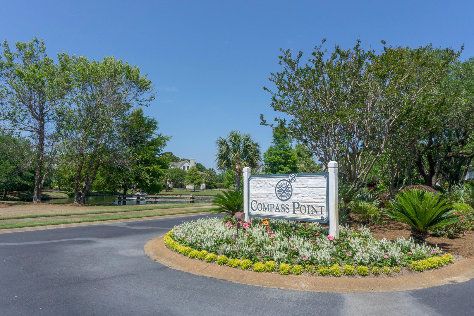 Compass Point at Litchfield by the Sea