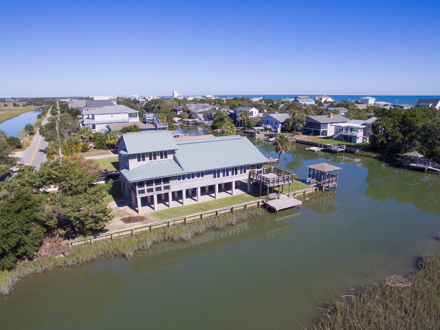 Crabbers Corner - Creekfront