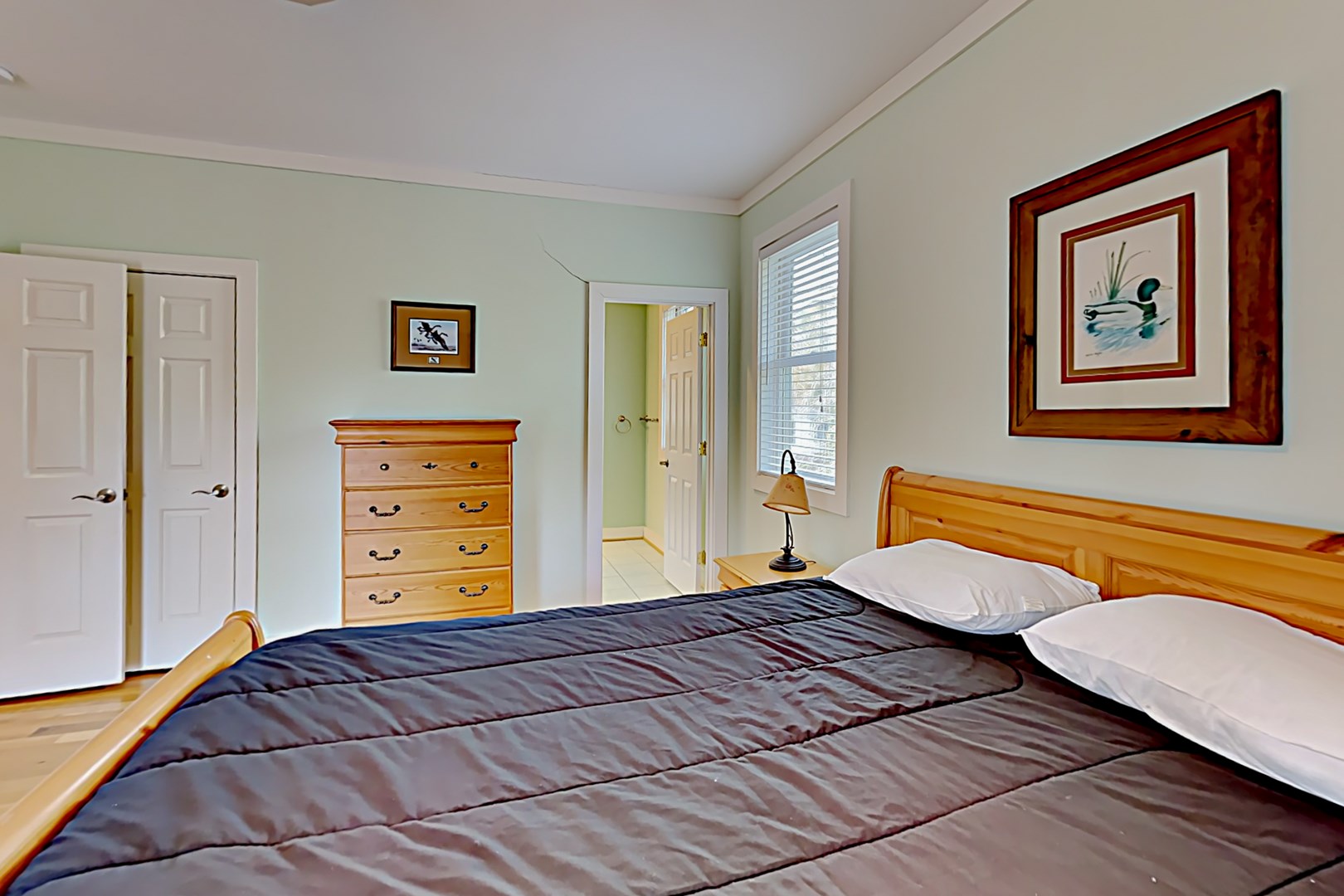 Upstairs Back Bedroom 4