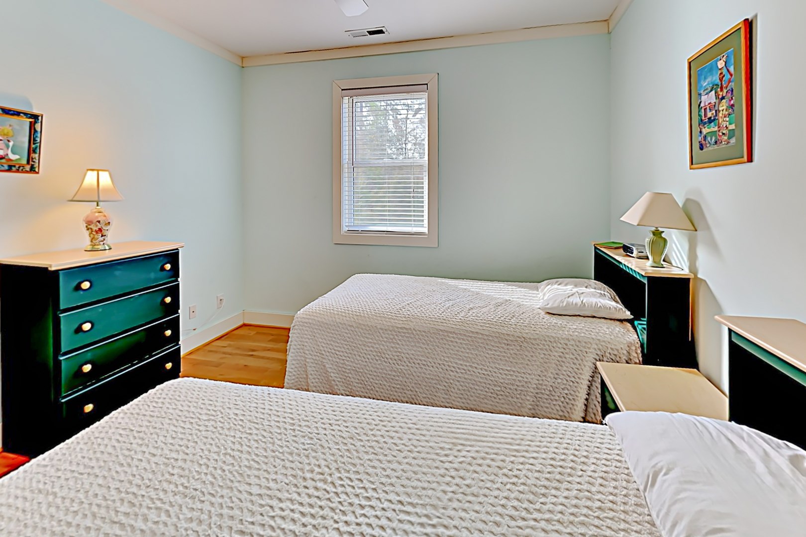 Upstairs front Bedroom 3