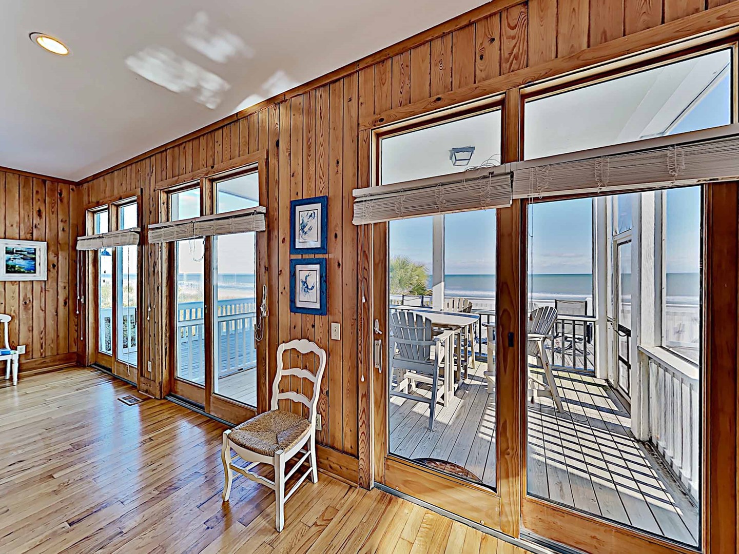 Oceanfront Porch & Sundeck