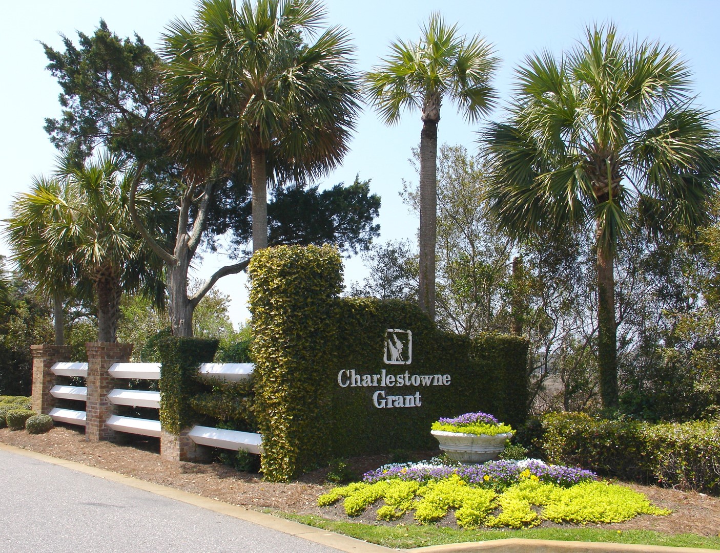 Charlestowne Entrance Grant cordy