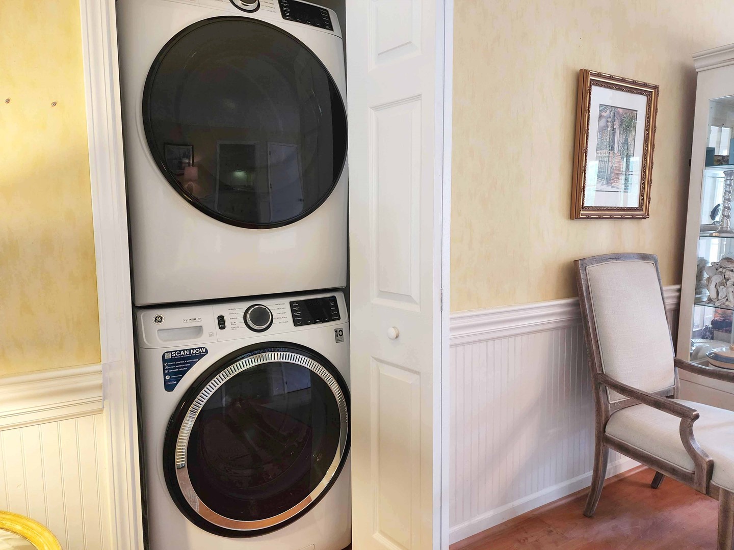 Washer/Dryer on Main Floor