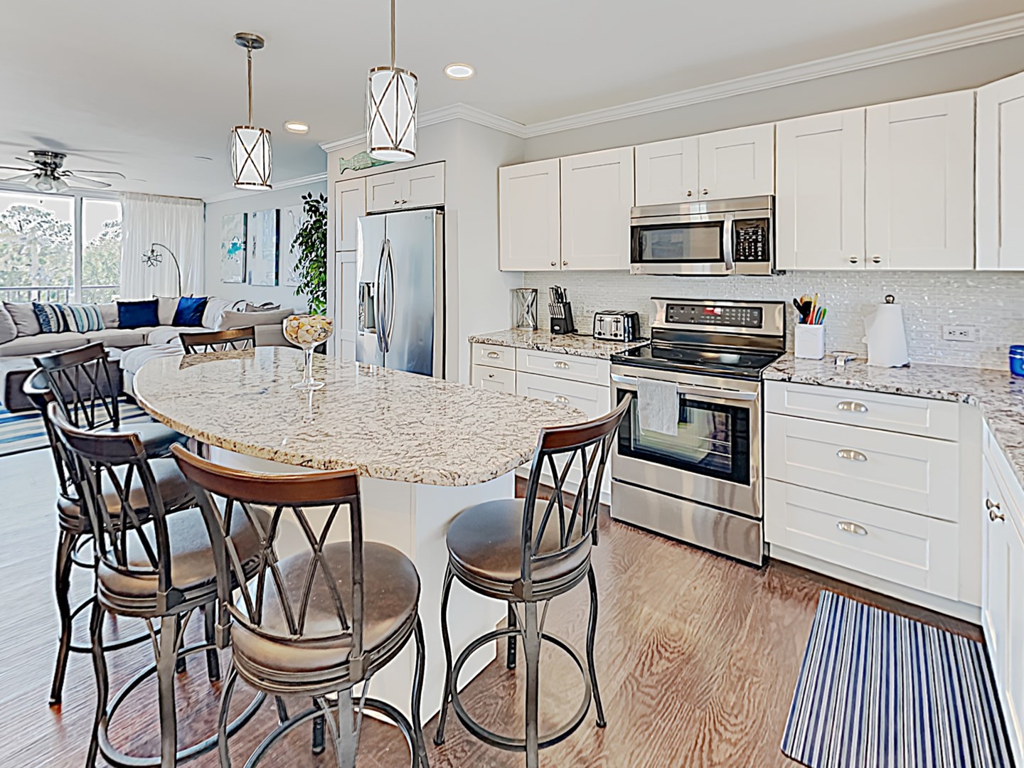 Litchfield-Retreat-414-Dining & Kitchen