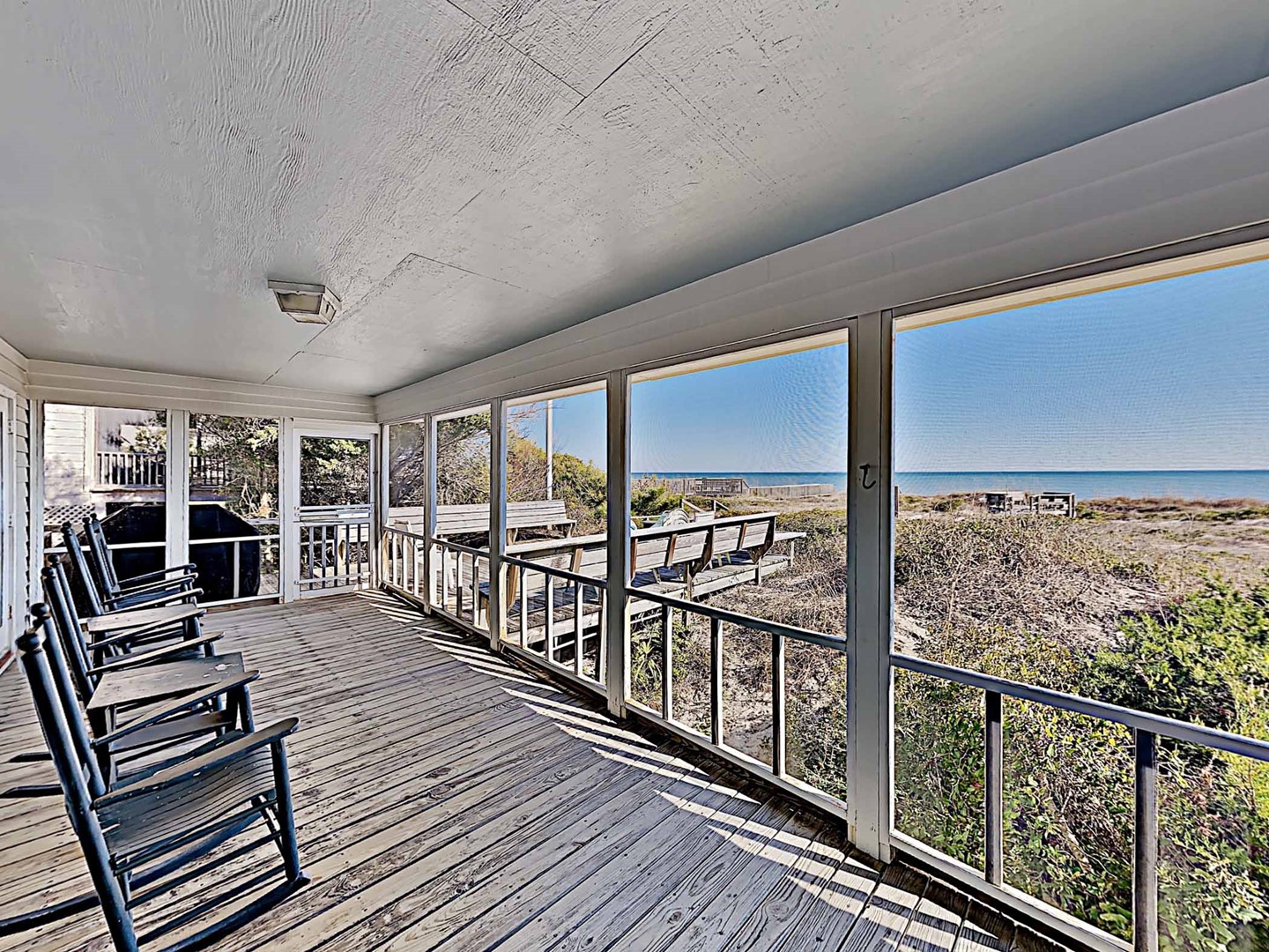 Screened Porch off Living Area