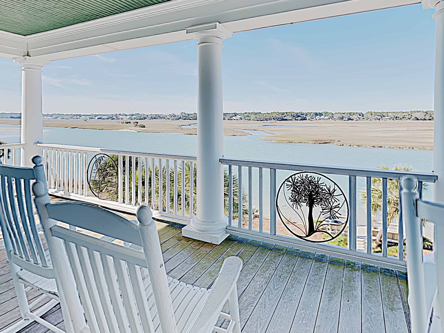 Top Floor Porch With View of Creek & Marsh