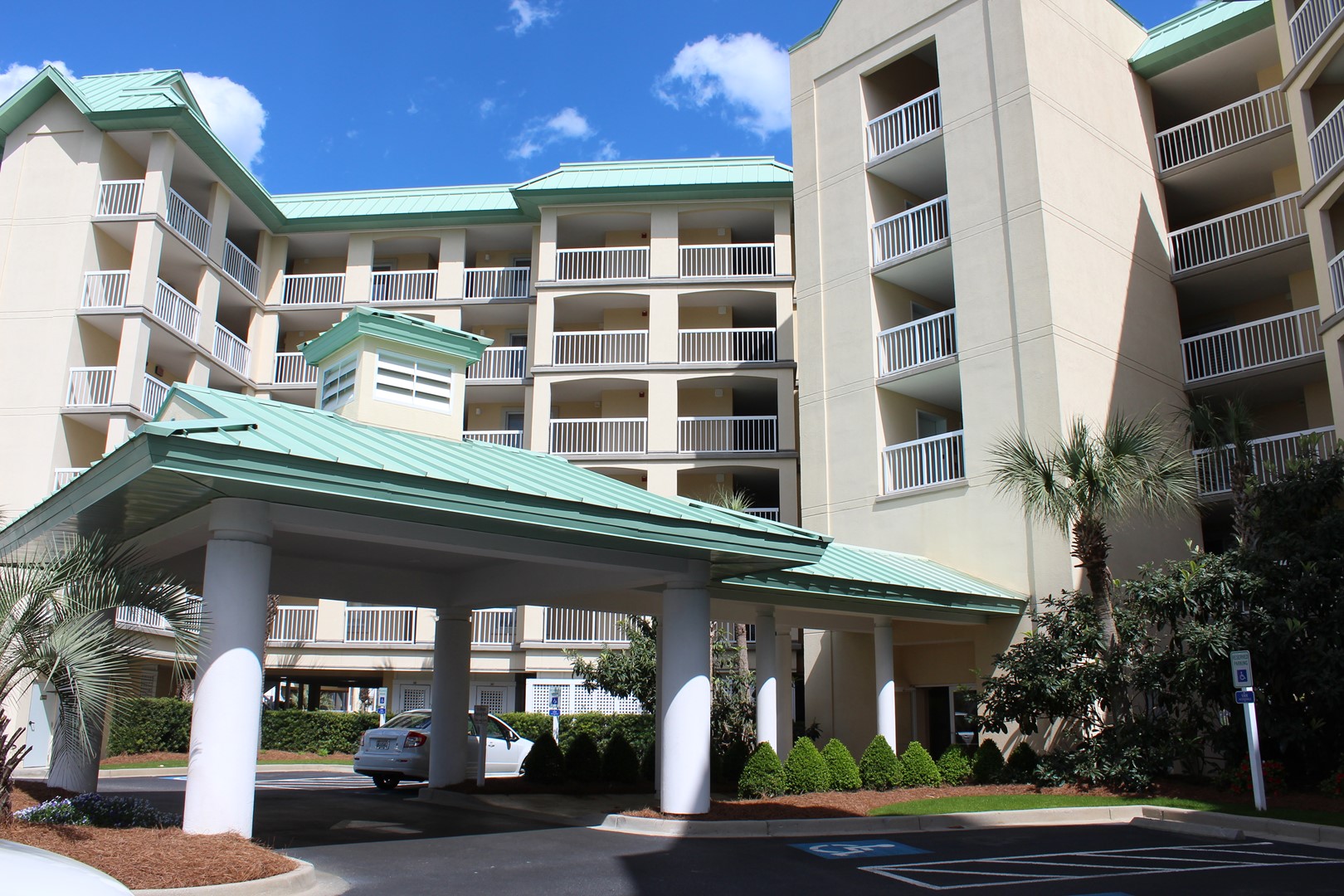 Portico & Front Lobby Entrance