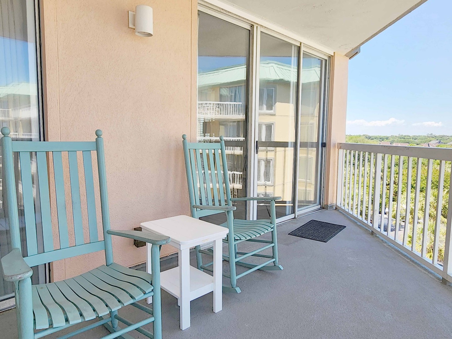 Furnished Oceanfront Balcony