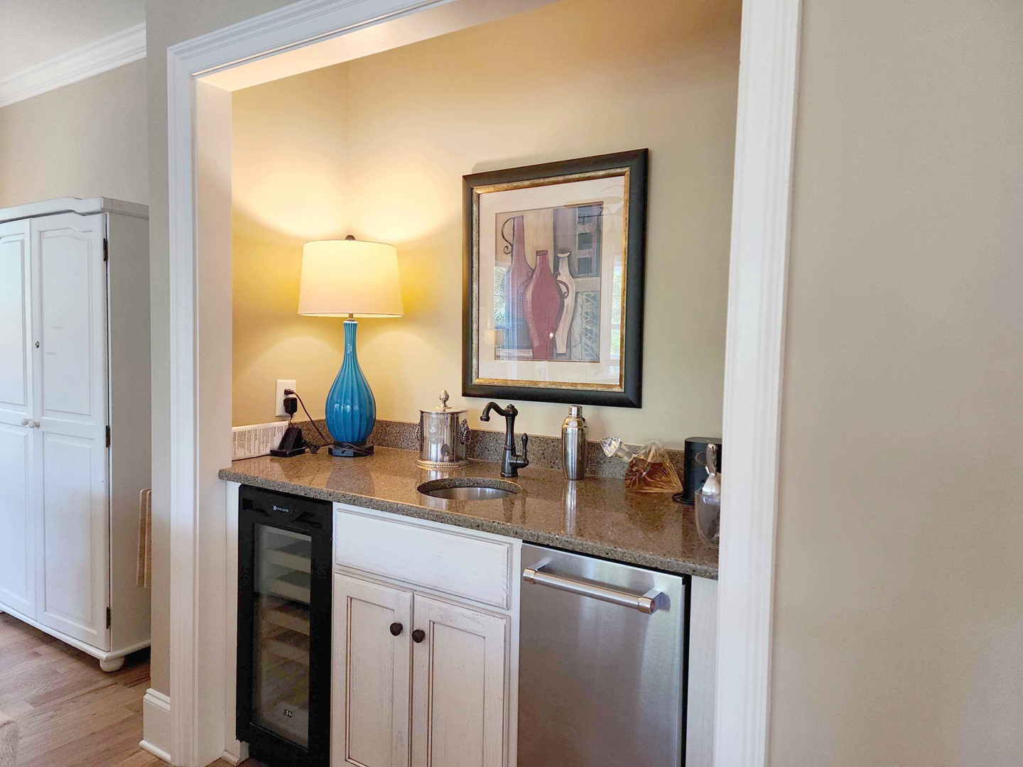 Wet Bar with Ice Maker and Beverage Cooler