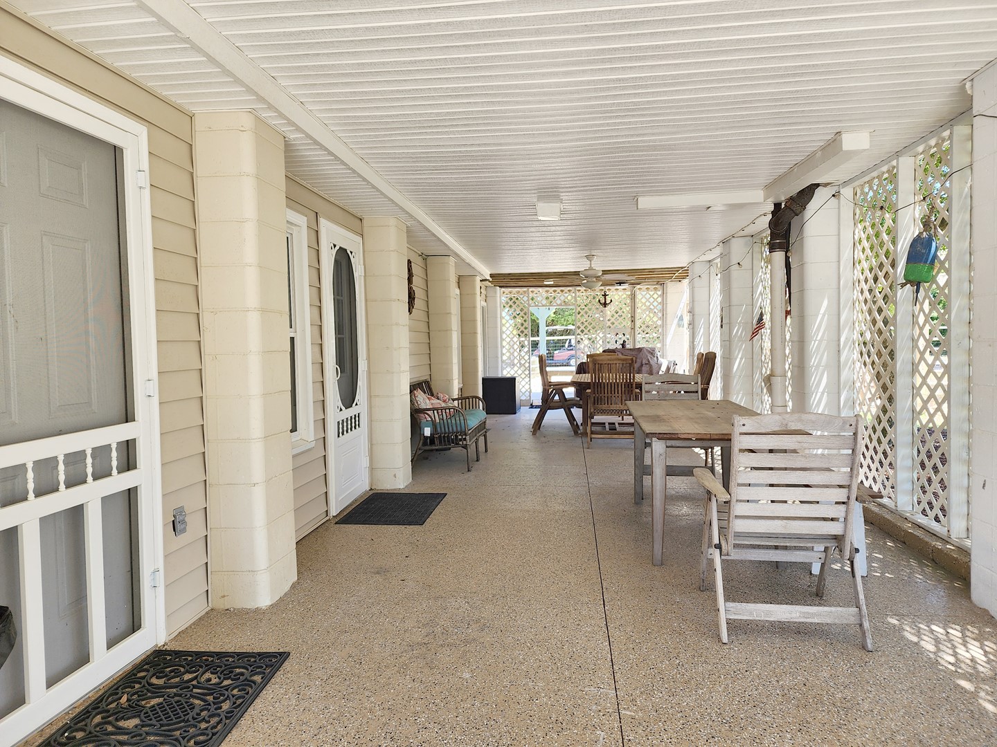 Entrance to Ground Floor Bedrooms