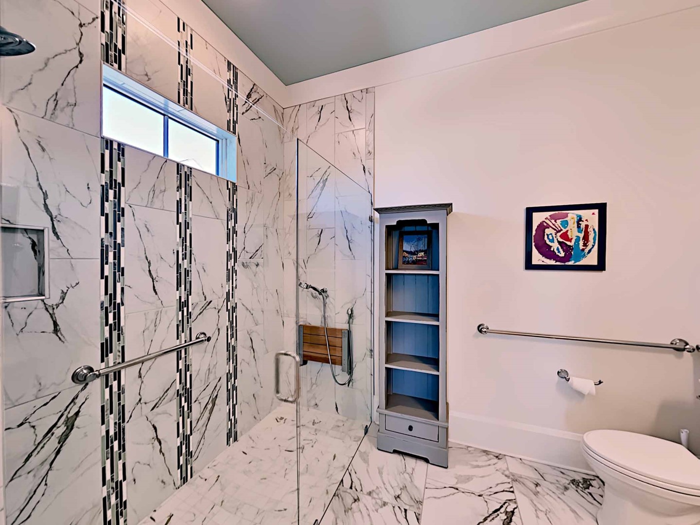 Bath in Bedroom 6 Main Floor