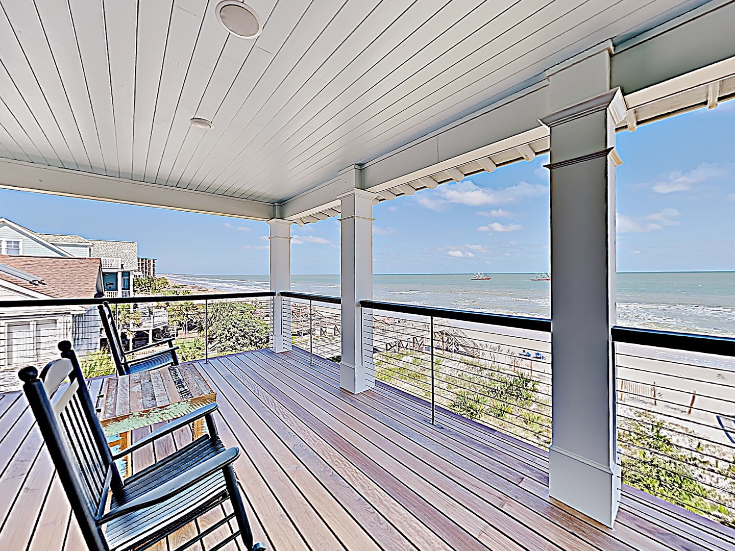 Top Floor Oceanside Porch
