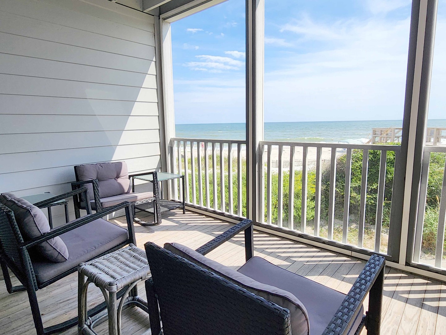 Screened Porch off Dining Area