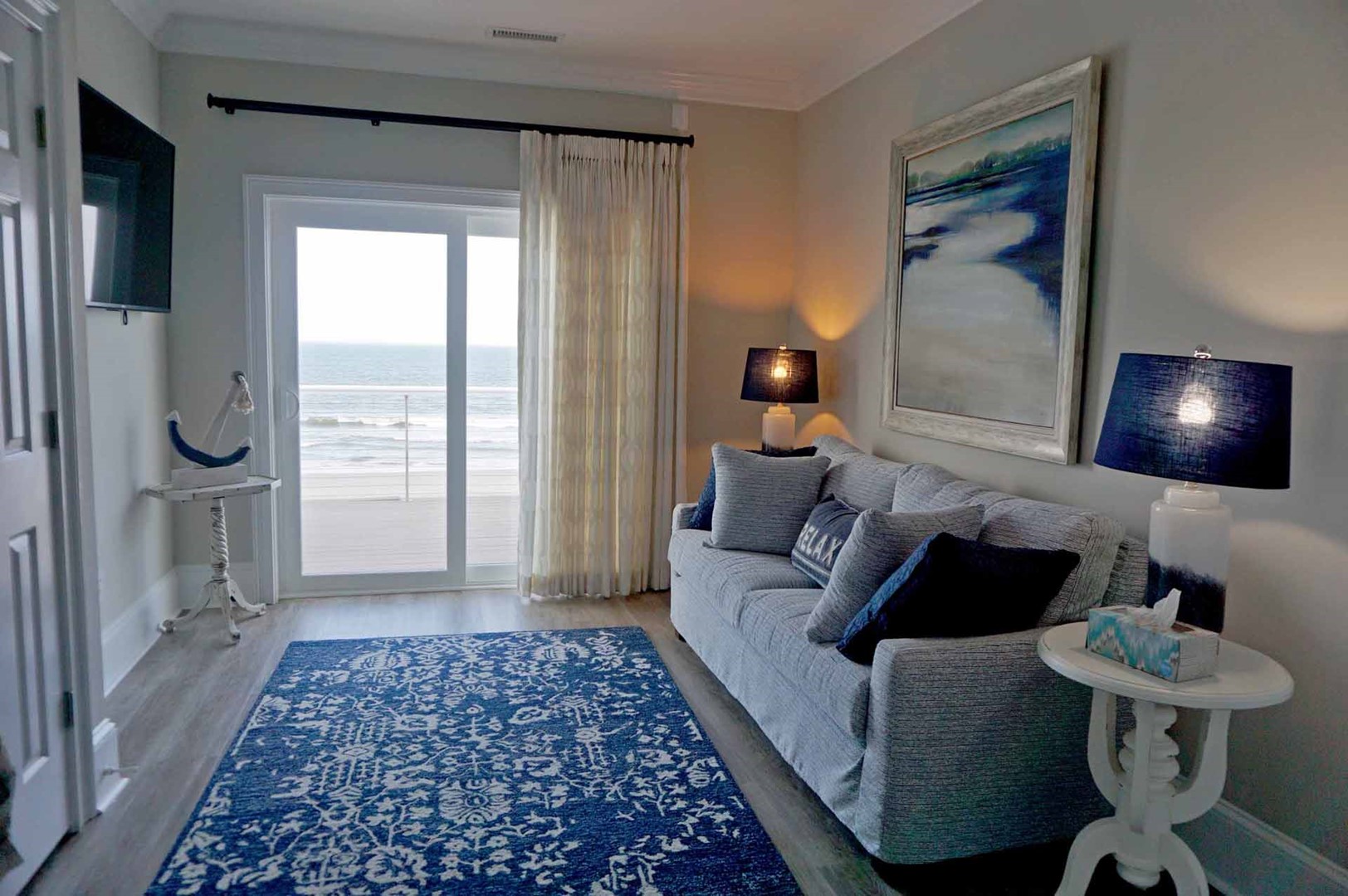 2nd floor Den with TV