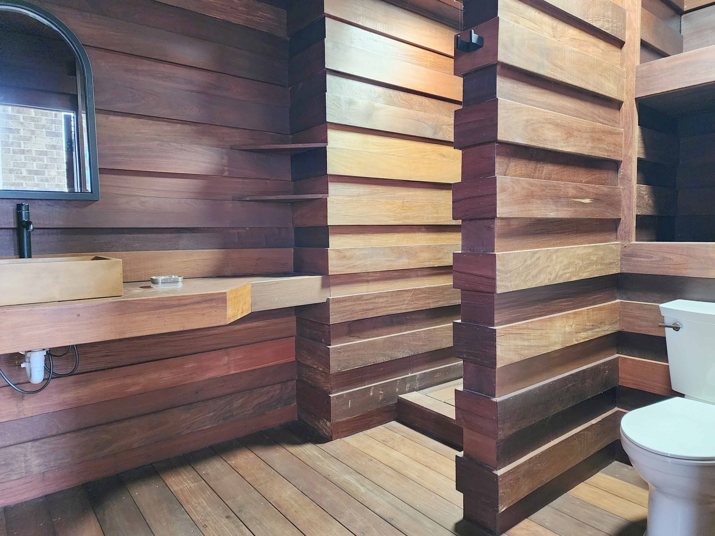 Ground Floor - Full Bathroom