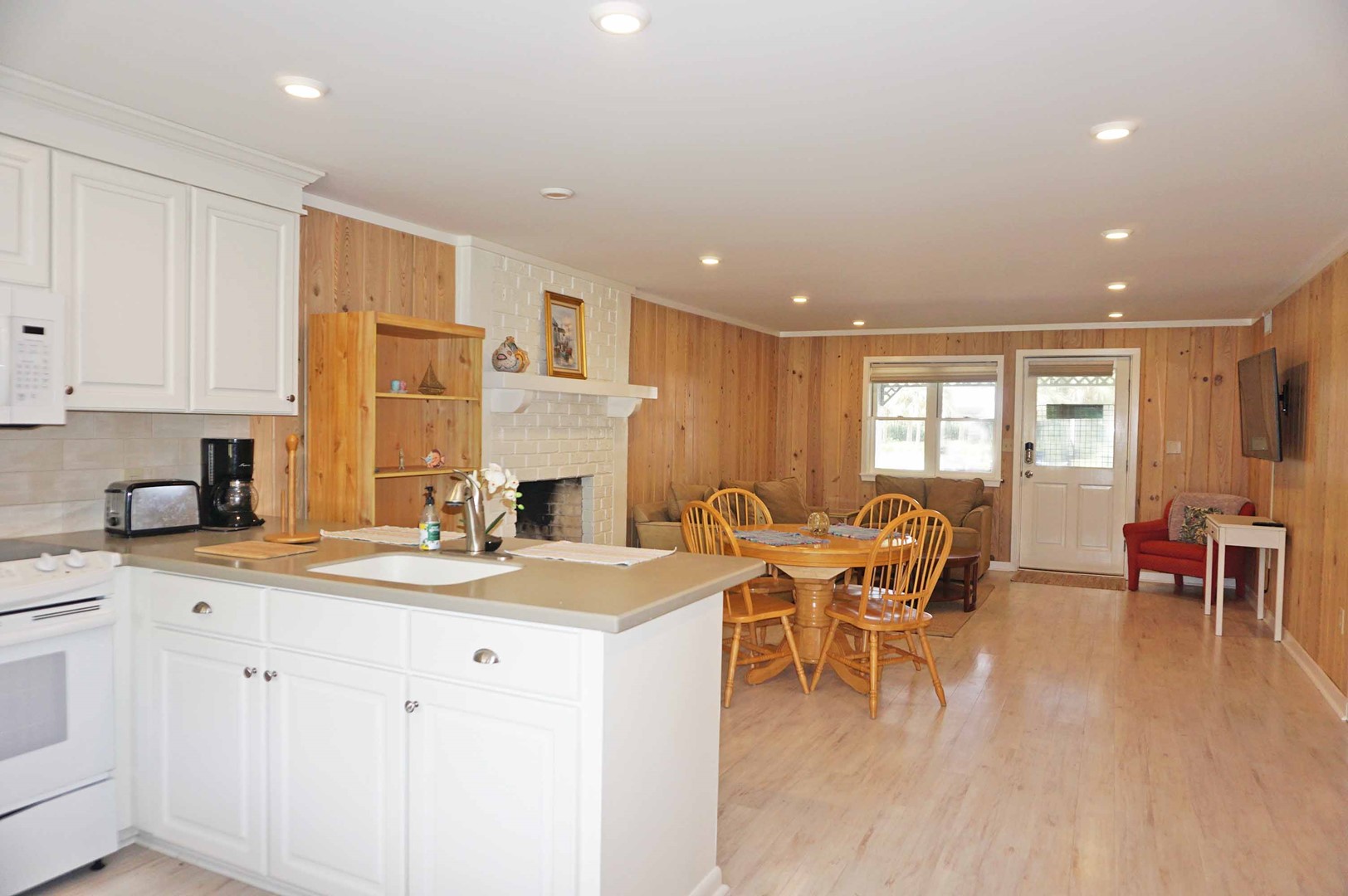 Kitchen (Ground Floor)