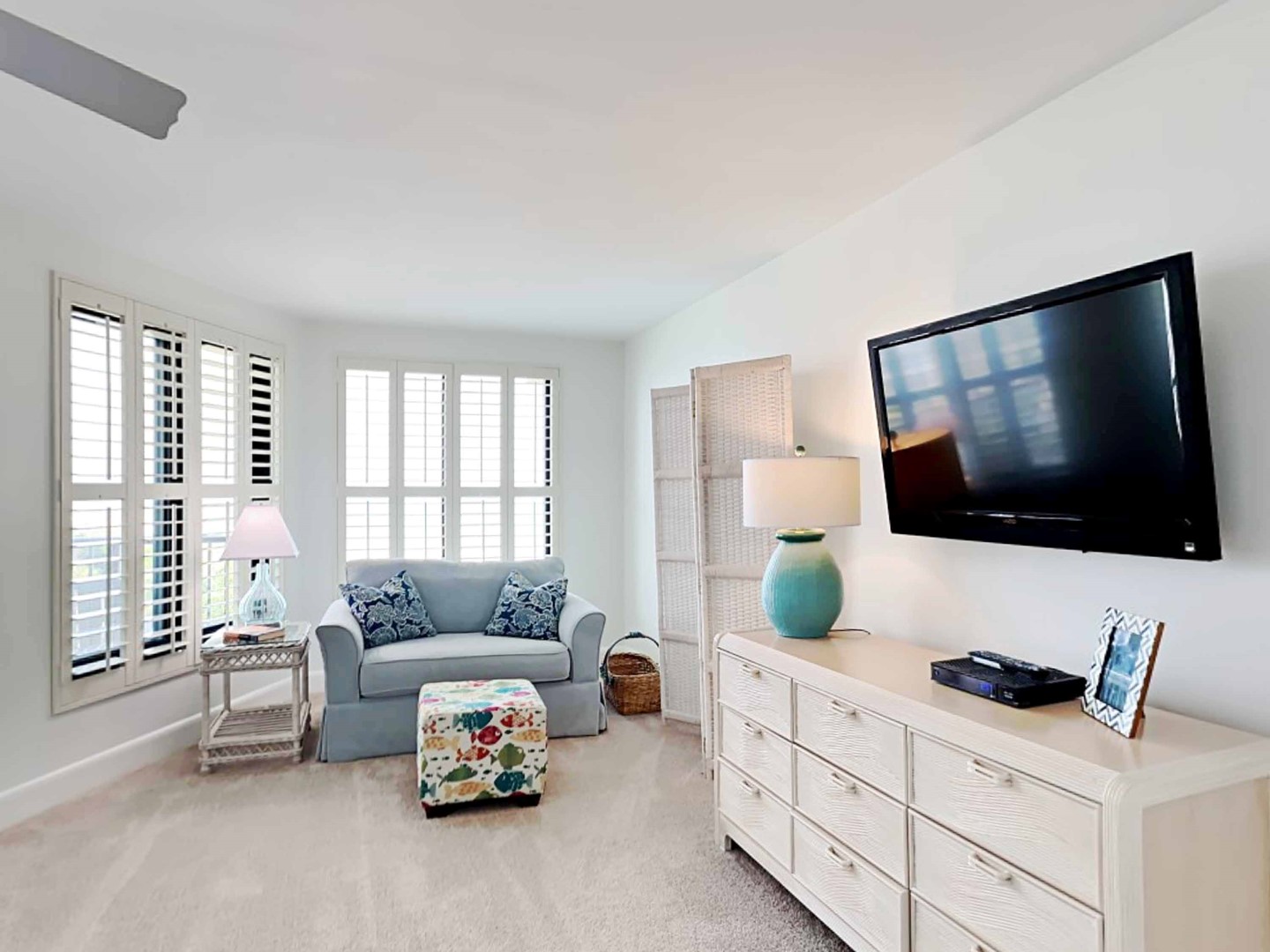TV & Sitting Area in Primary Bedroom