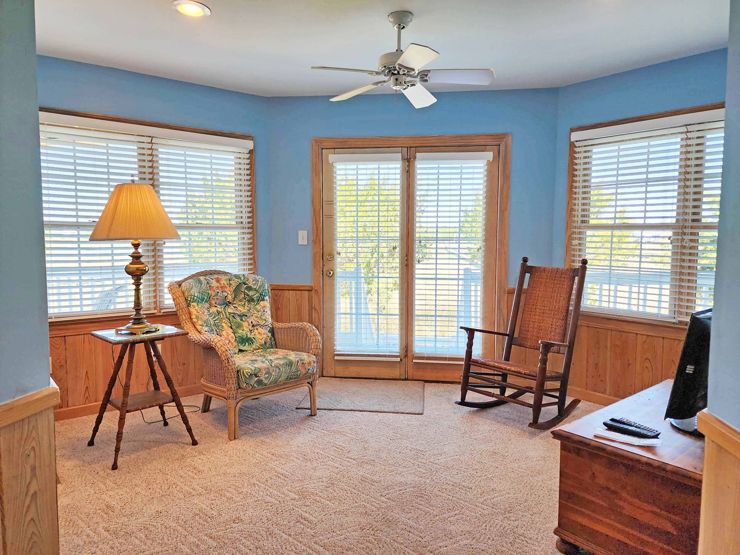 1st Floor - Suite 1 Sitting Area