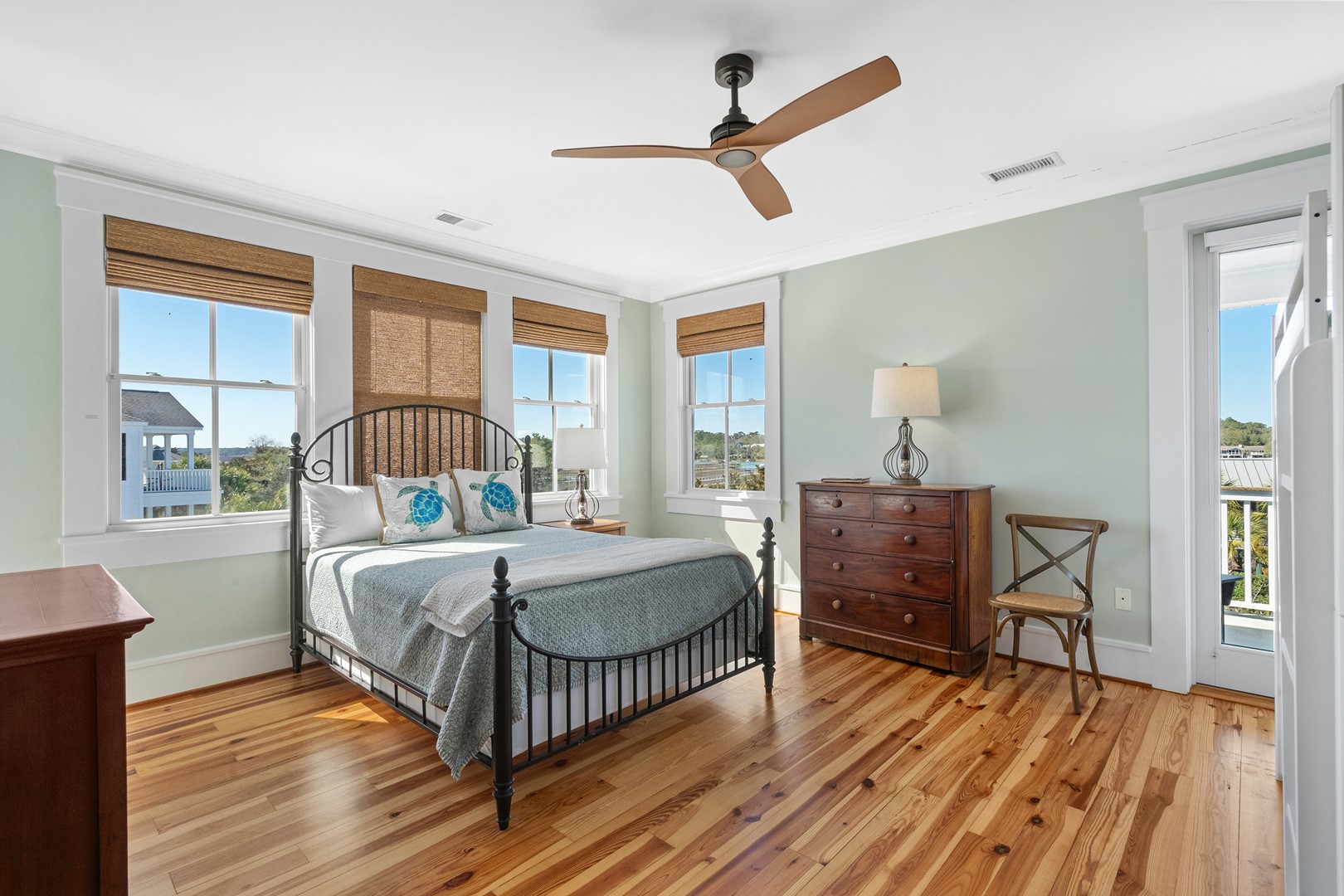 The Grania Suite - 2nd Floor Bedroom 4