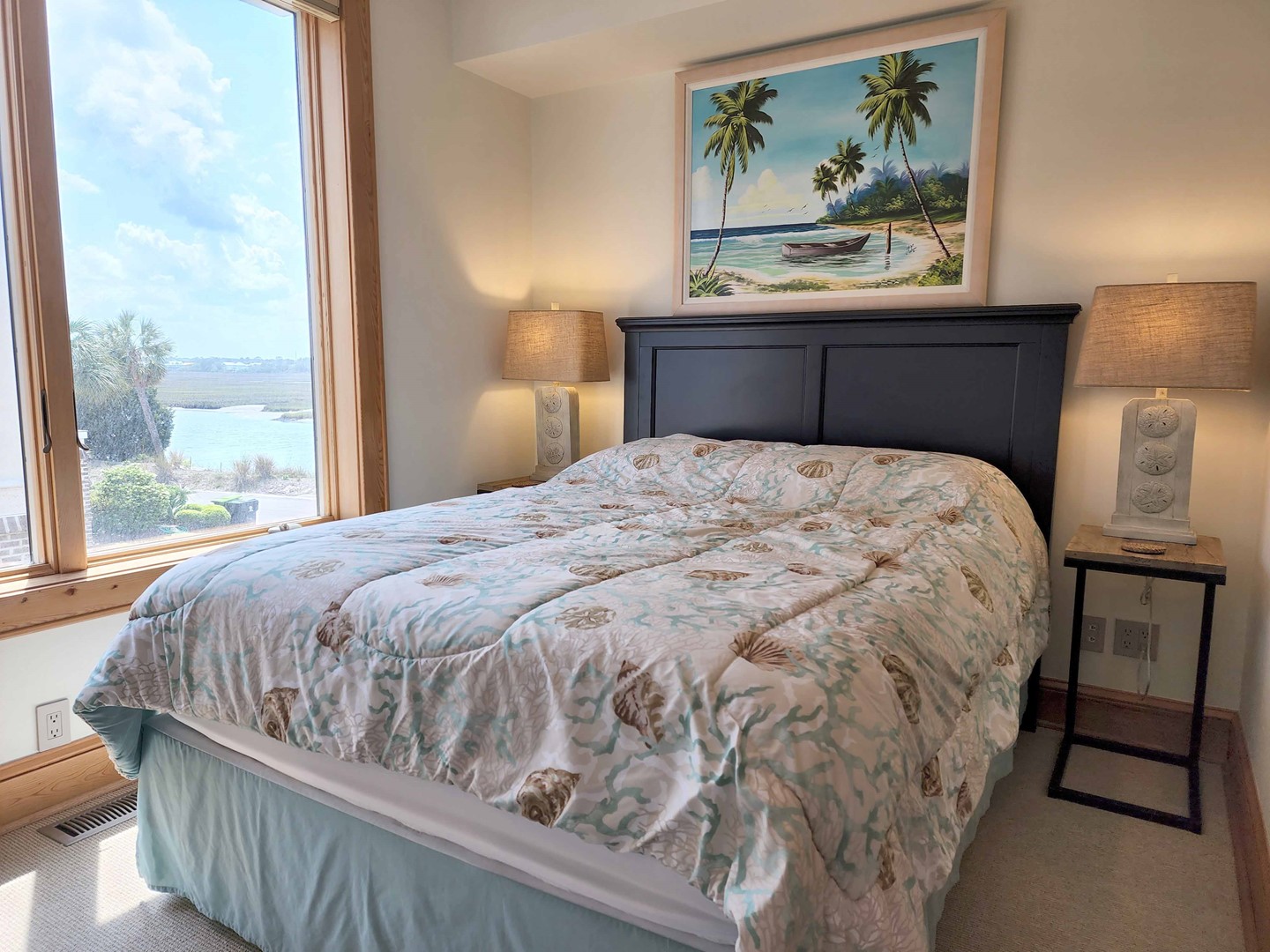 Bedroom 7 - First Floor