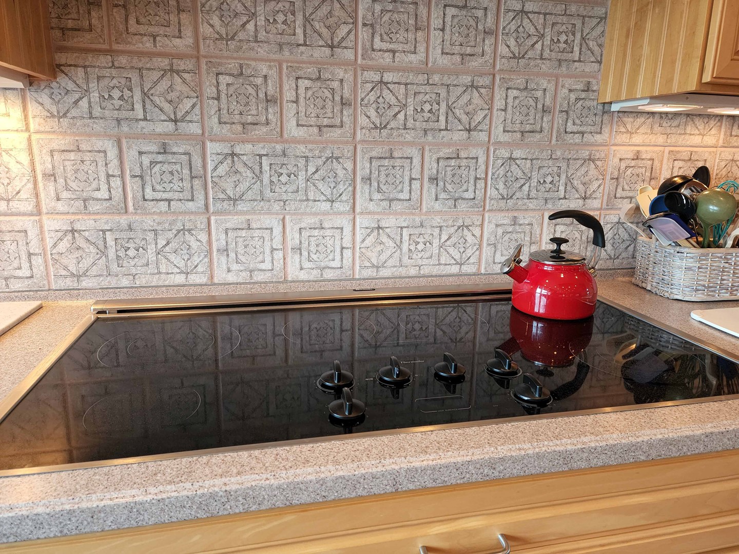 6 Burner Smooth Cooktop