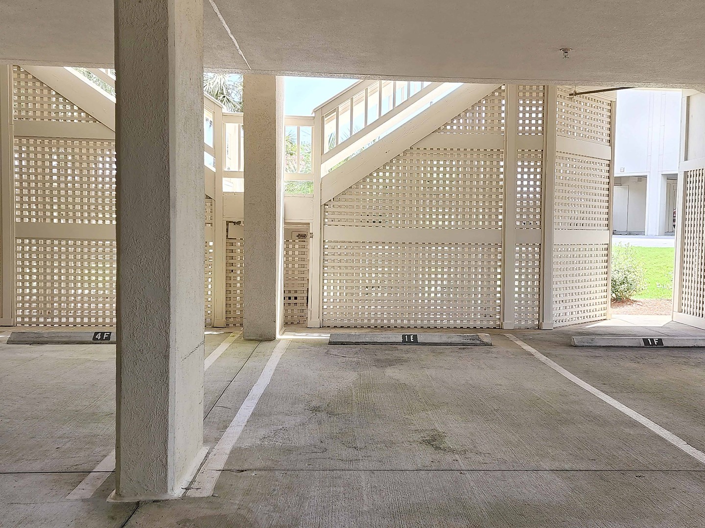 Crescent D1E Covered Parking Space