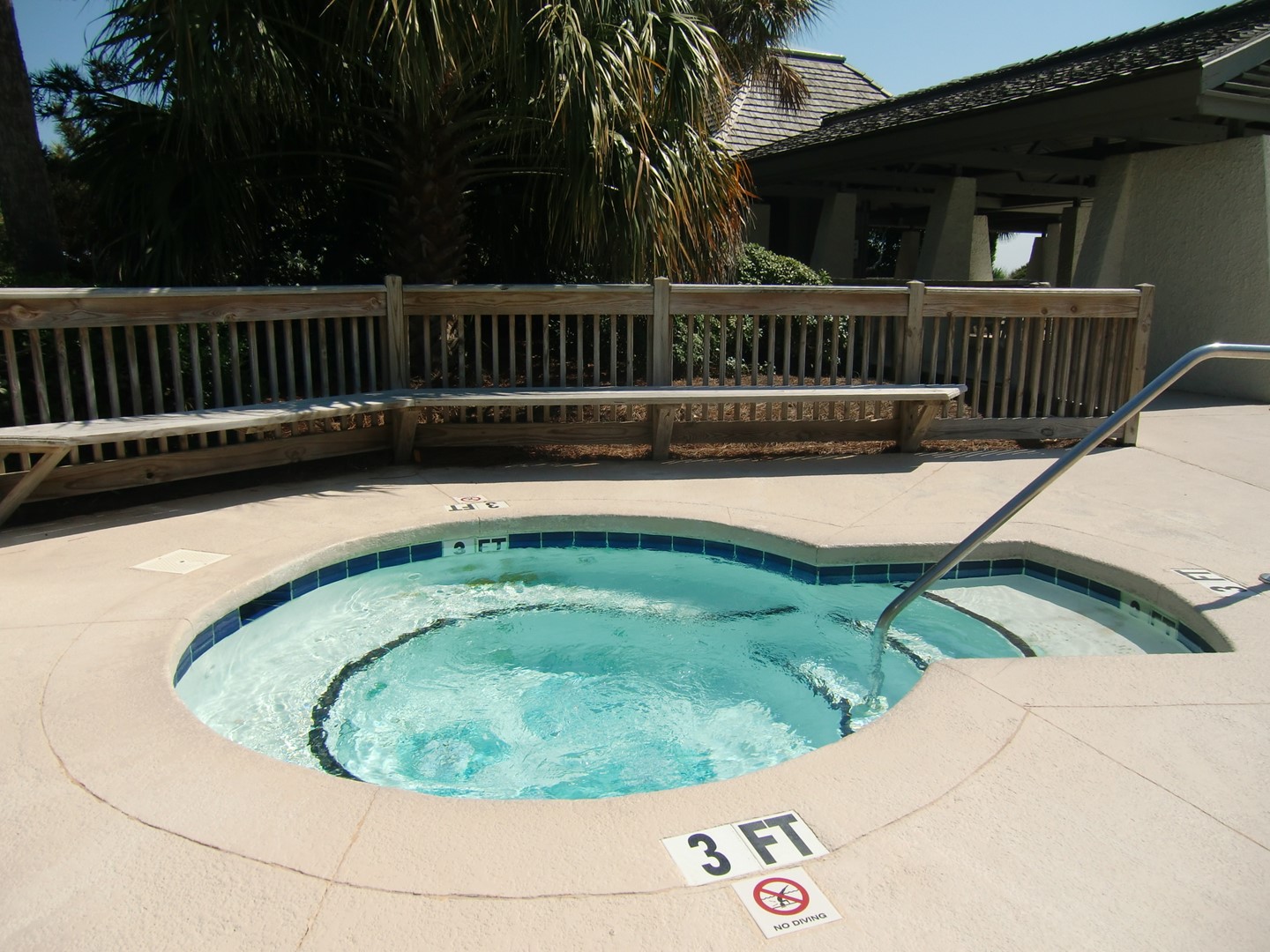 Hot Tub at Shipyard Village