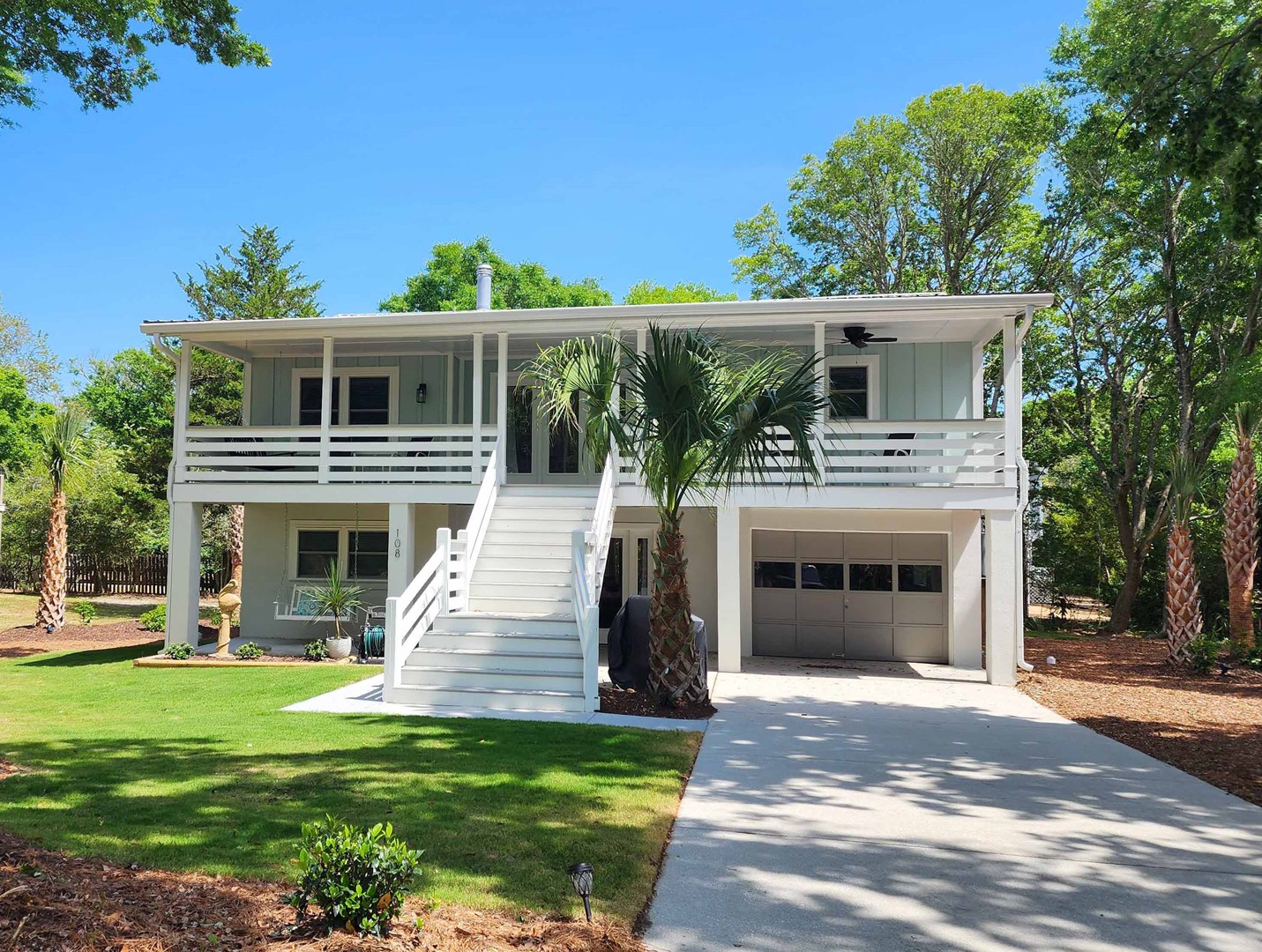 Change of SEAnery - Dog Friendly