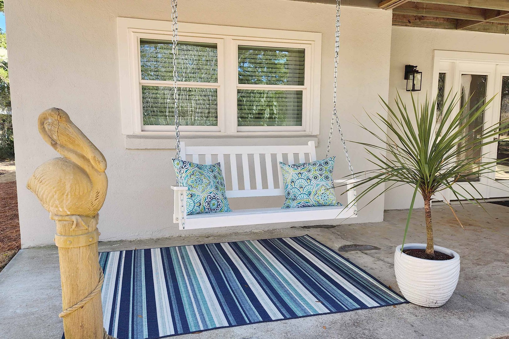 Downstairs Covered Front Porch w/ Swing