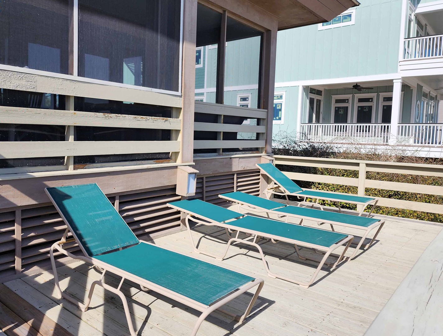 Oceanfront Sundeck