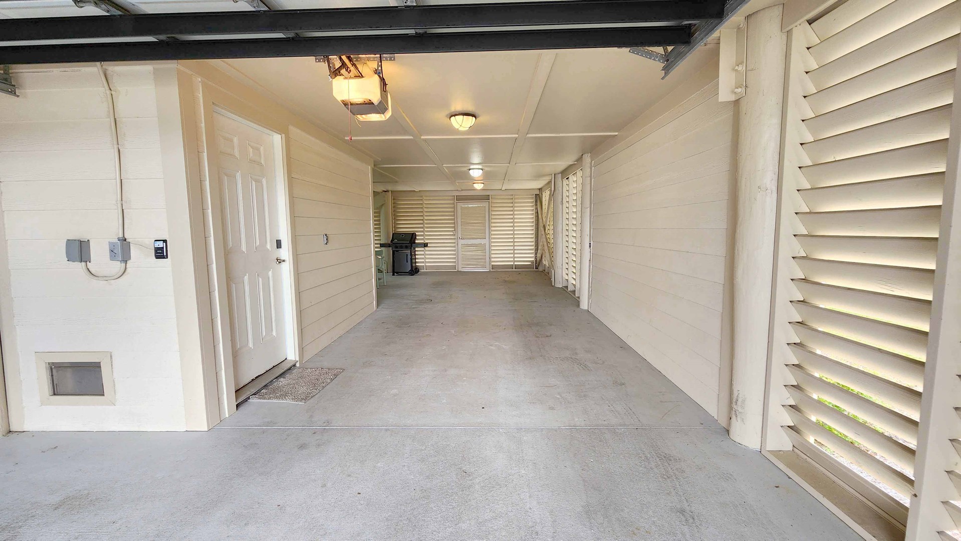 Garage and Ground Level Entrance