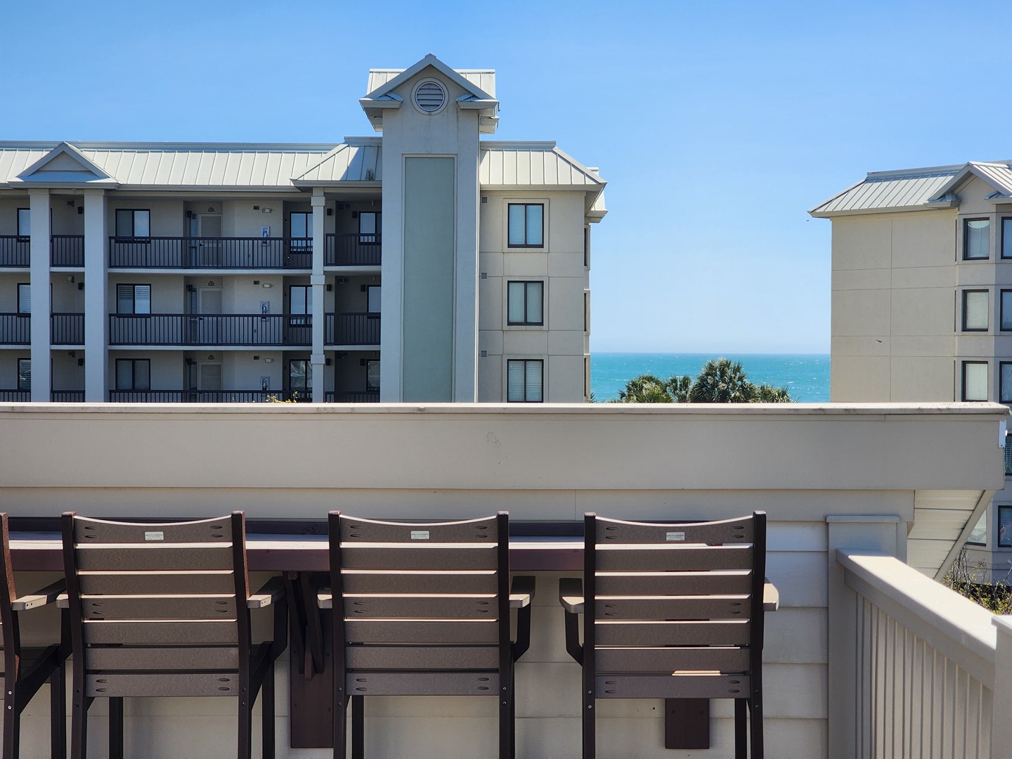 Top Floor Sundeck View to Ocean