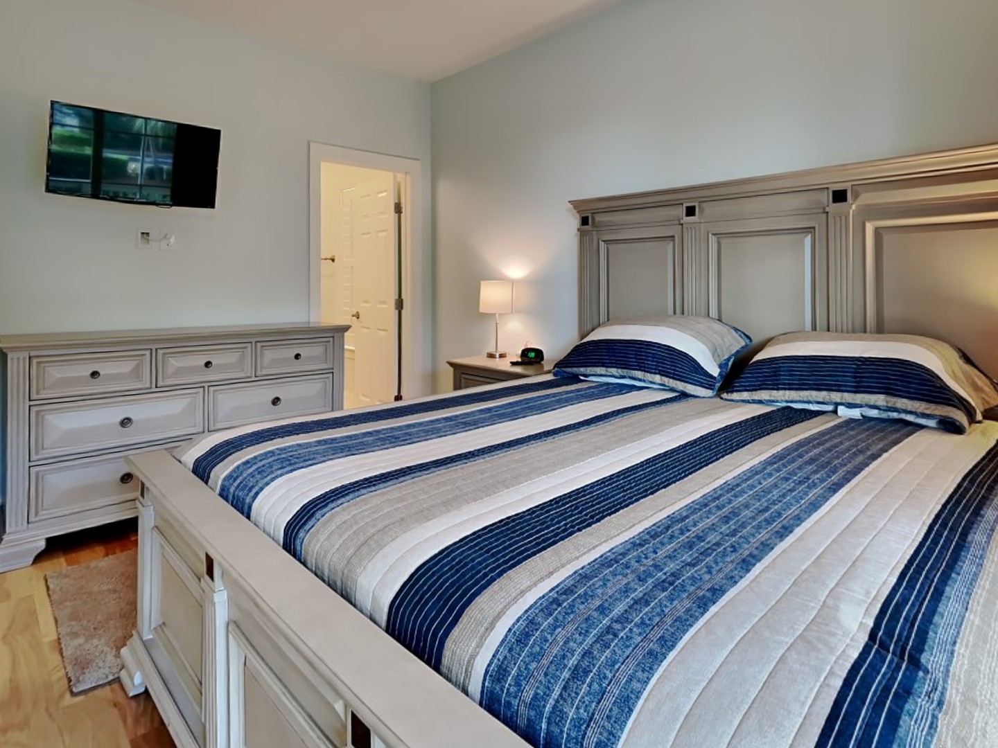 Bedroom 2 - 1st Floor