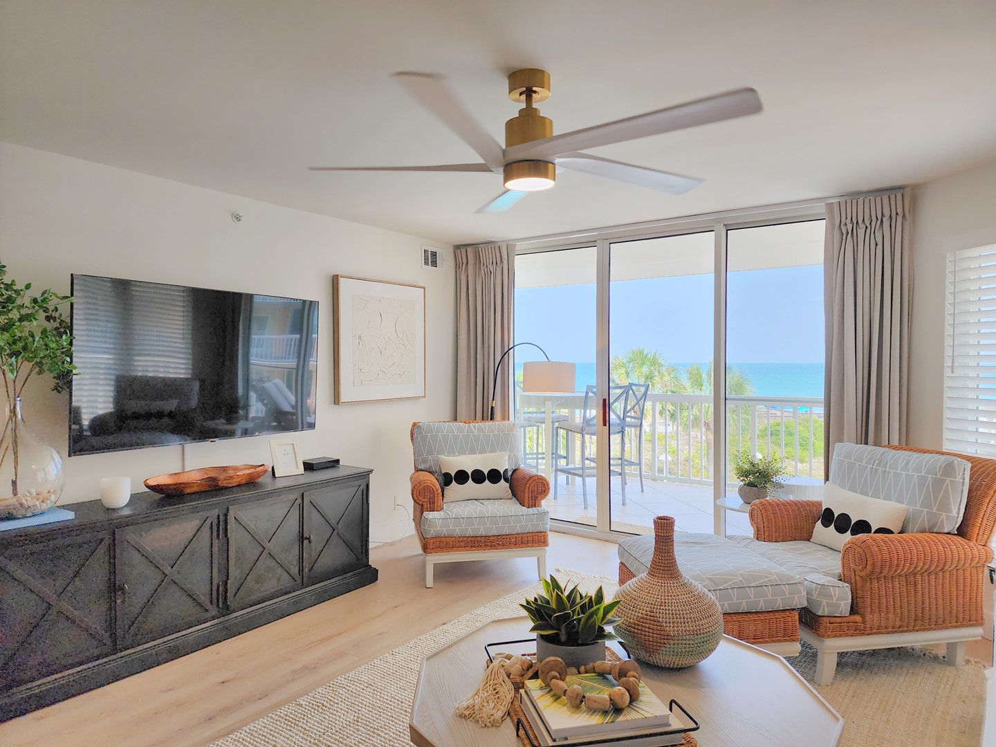 Cambridge 209 - Oceanfront