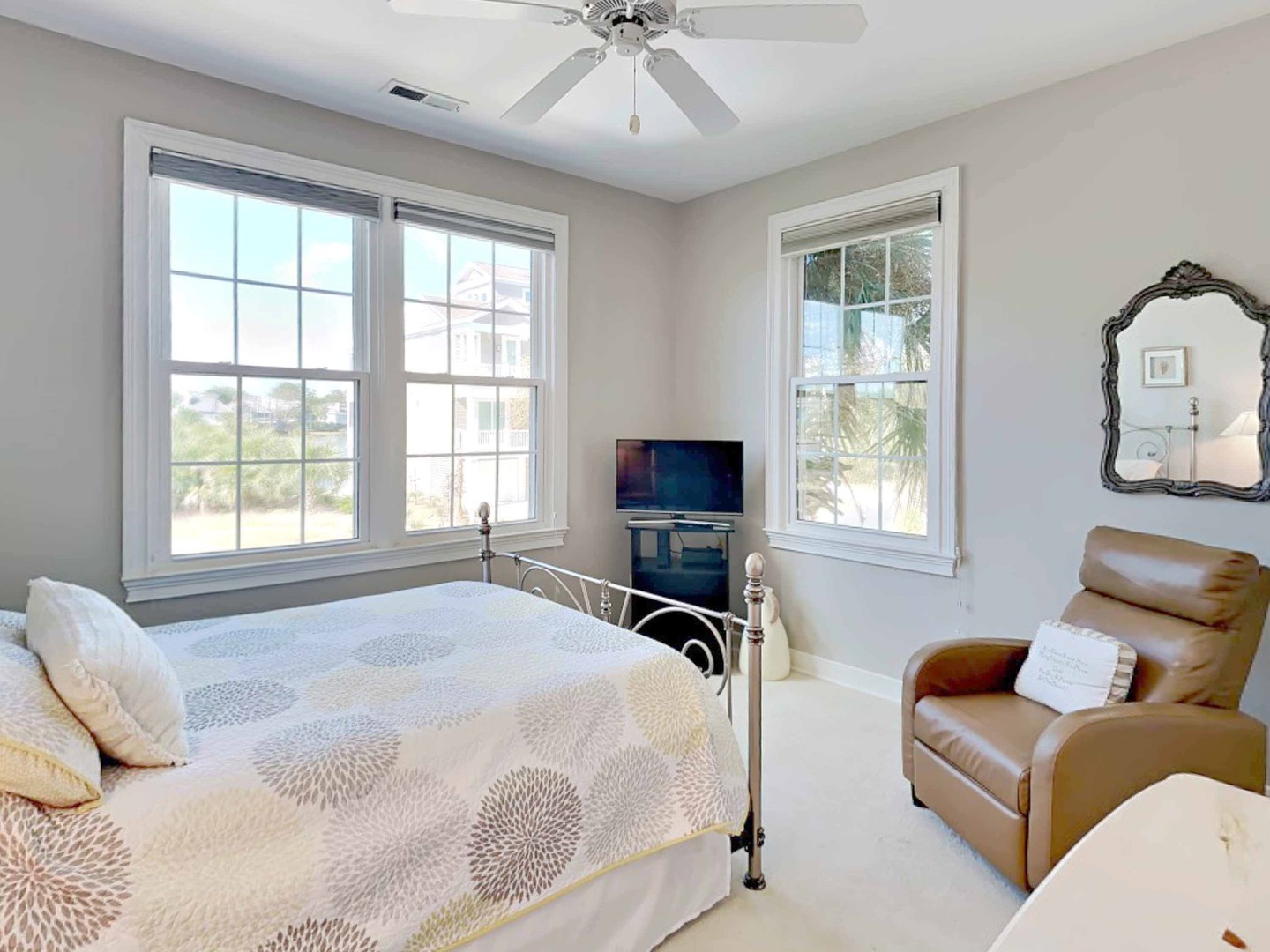 Bedroom 4 - 1st Floor