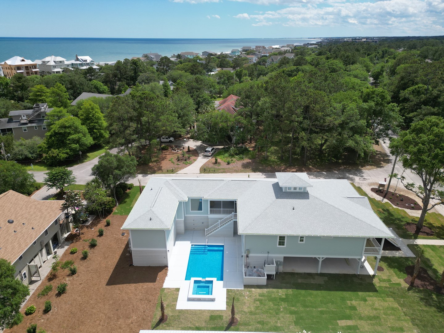 Isle Be Back Again - Private Pool and Spa