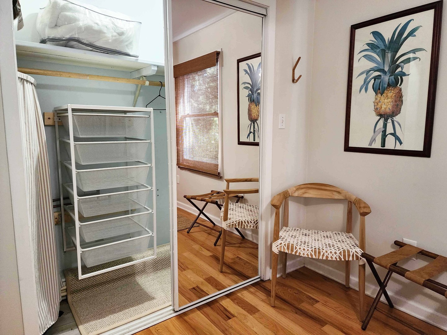 Wall-mounted Mesh Drawers in Bedroom Closets