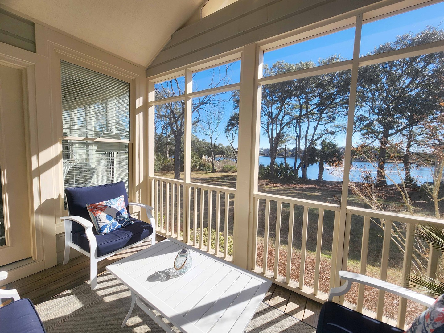 Screened Porch Overlooks Osprey Lake