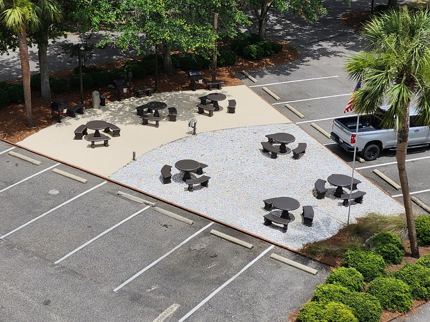 Litchfield Retreat Picnic and Grill Area