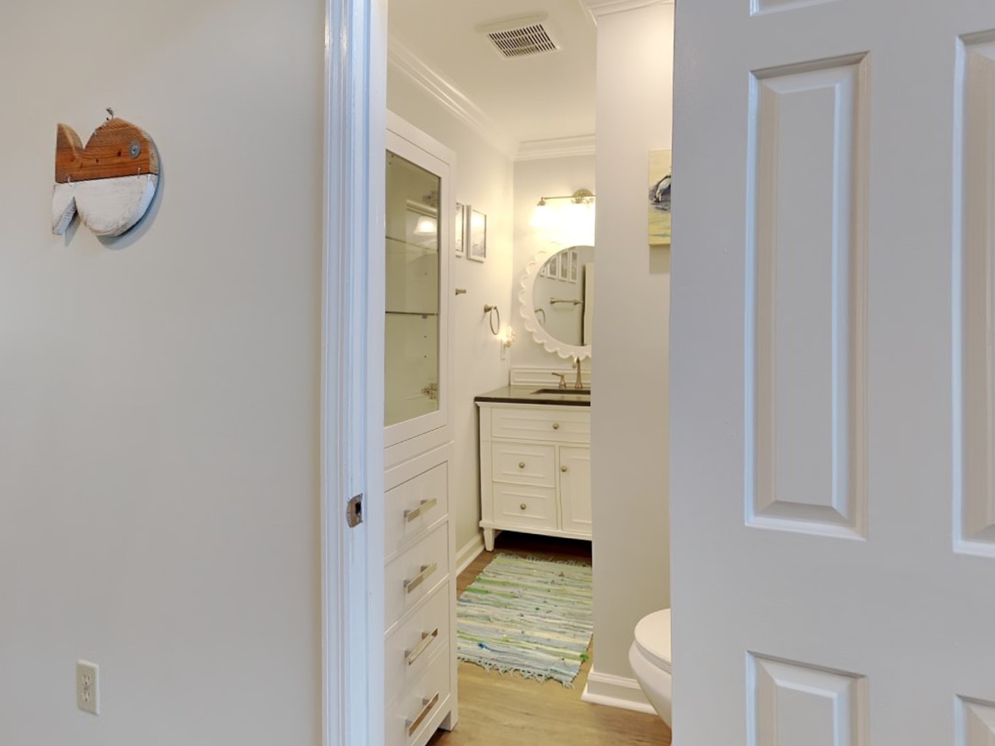 Bath 3 on Main Floor