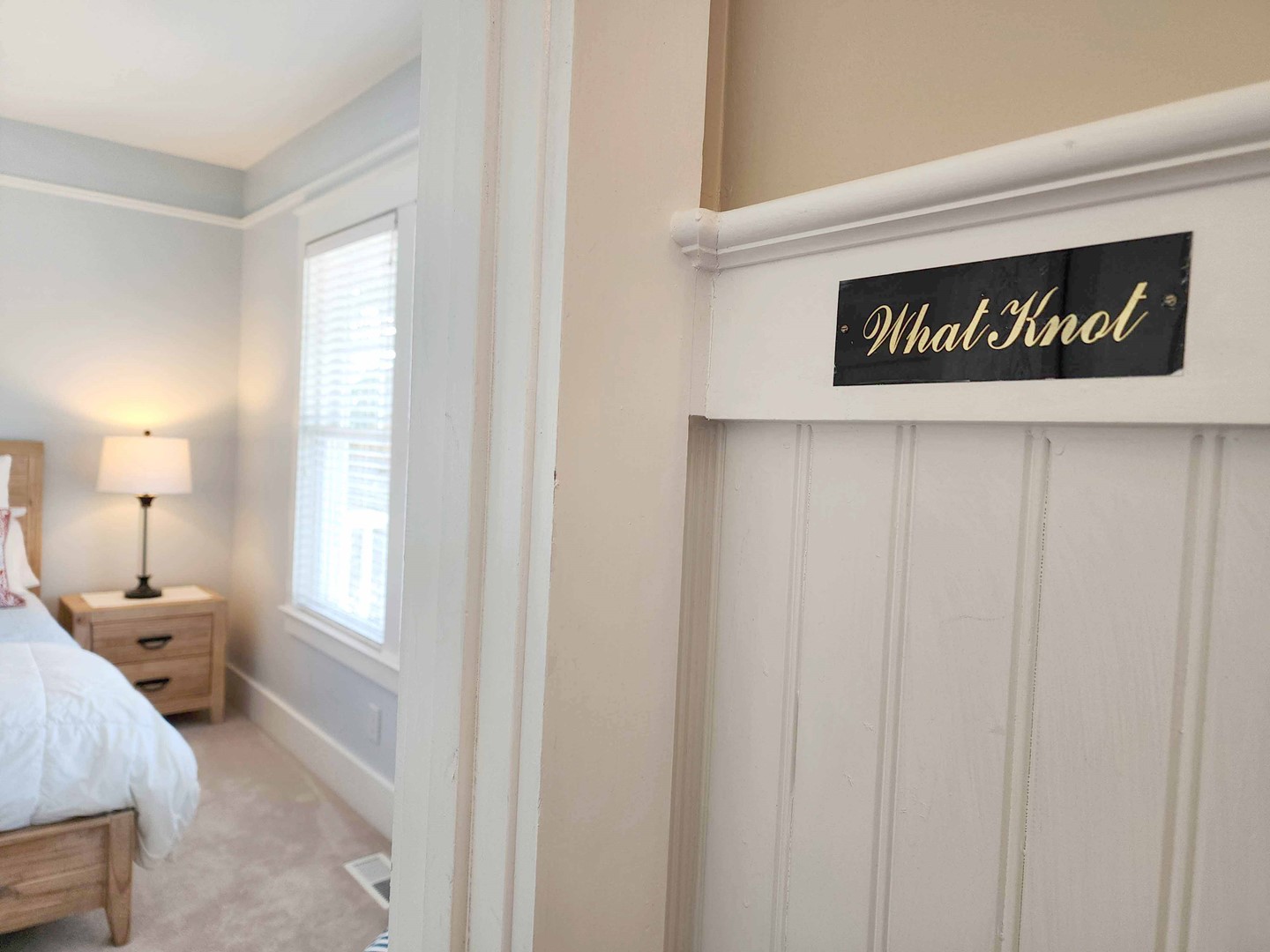 What Knot - Bedroom Main Floor