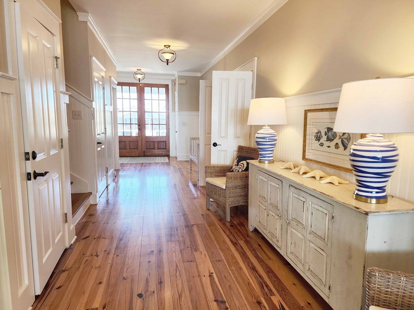 Entrance Hall Main Floor