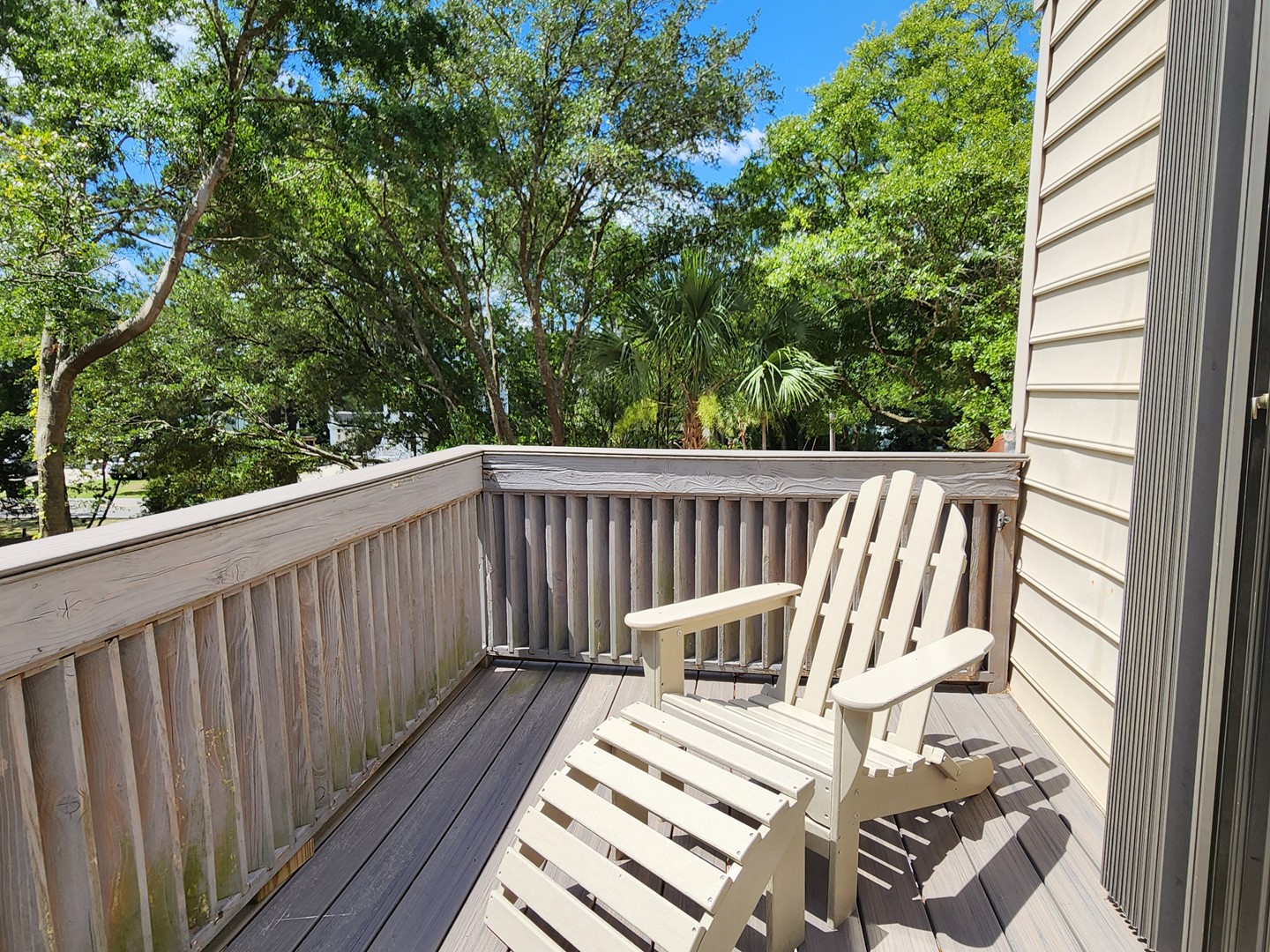 Sundeck off Bedroom 3
