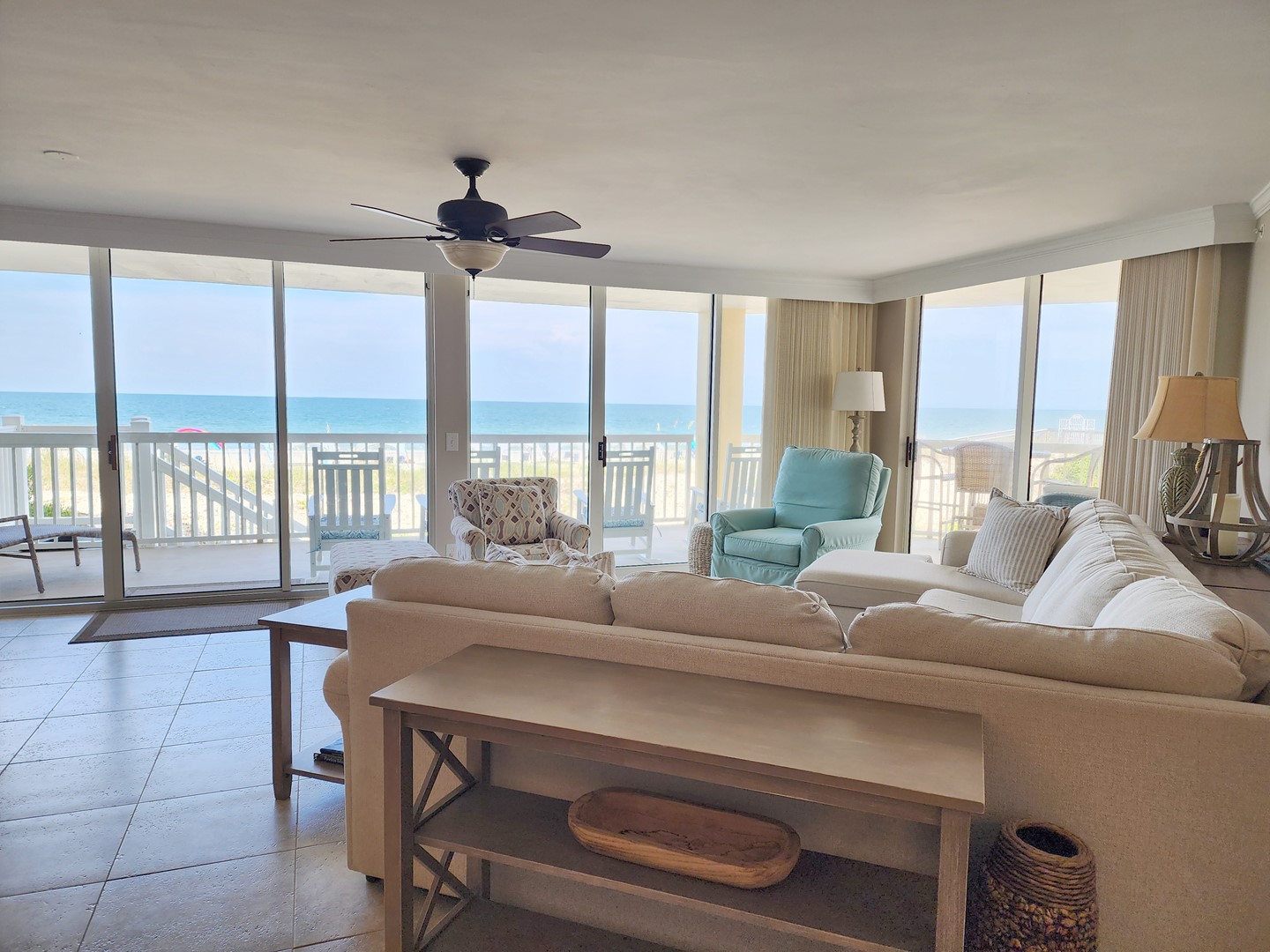 Cambridge 107 - Oceanfront 3