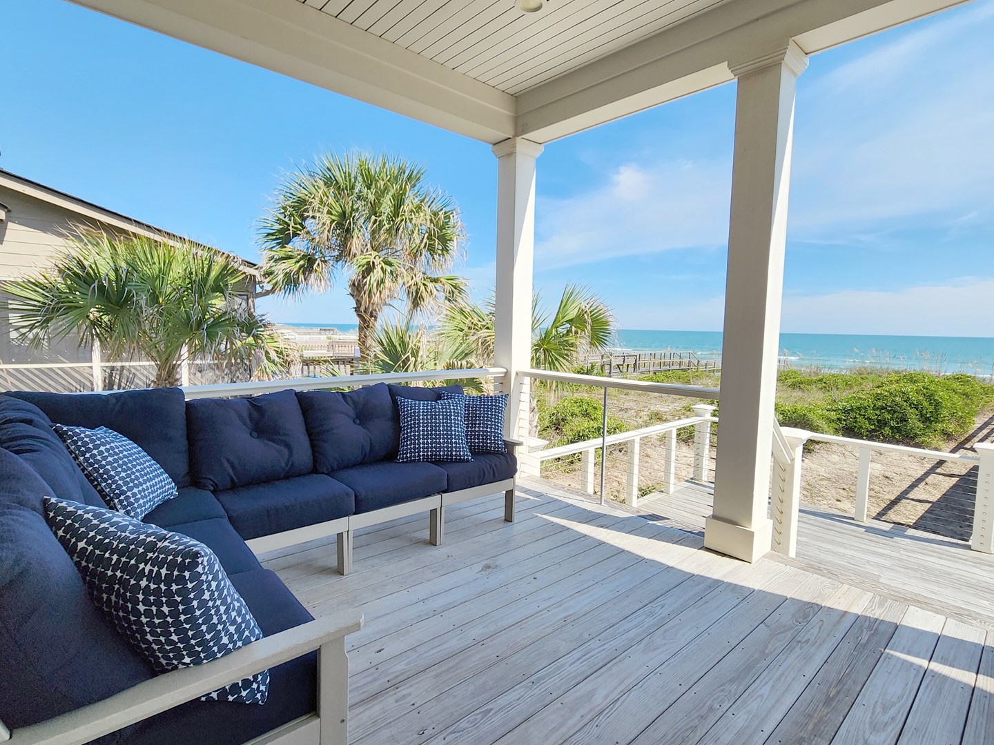 Oceanfront Porch 1st Floor