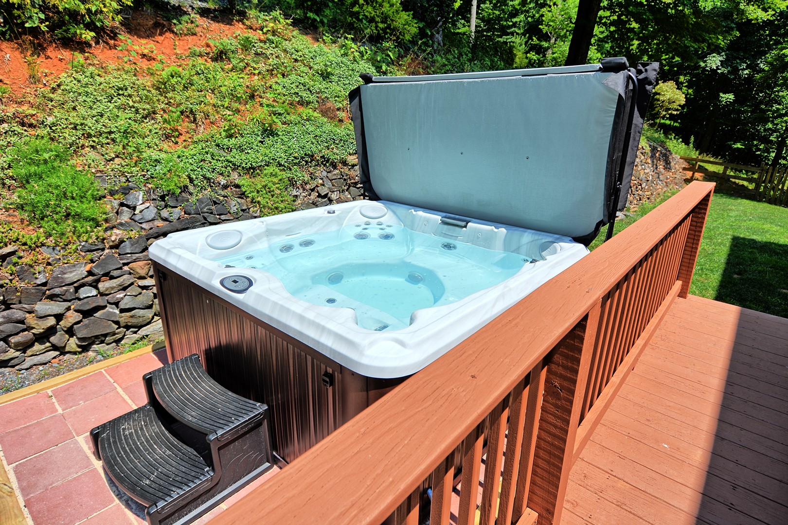 A Wooded Escape-West Jefferson 3