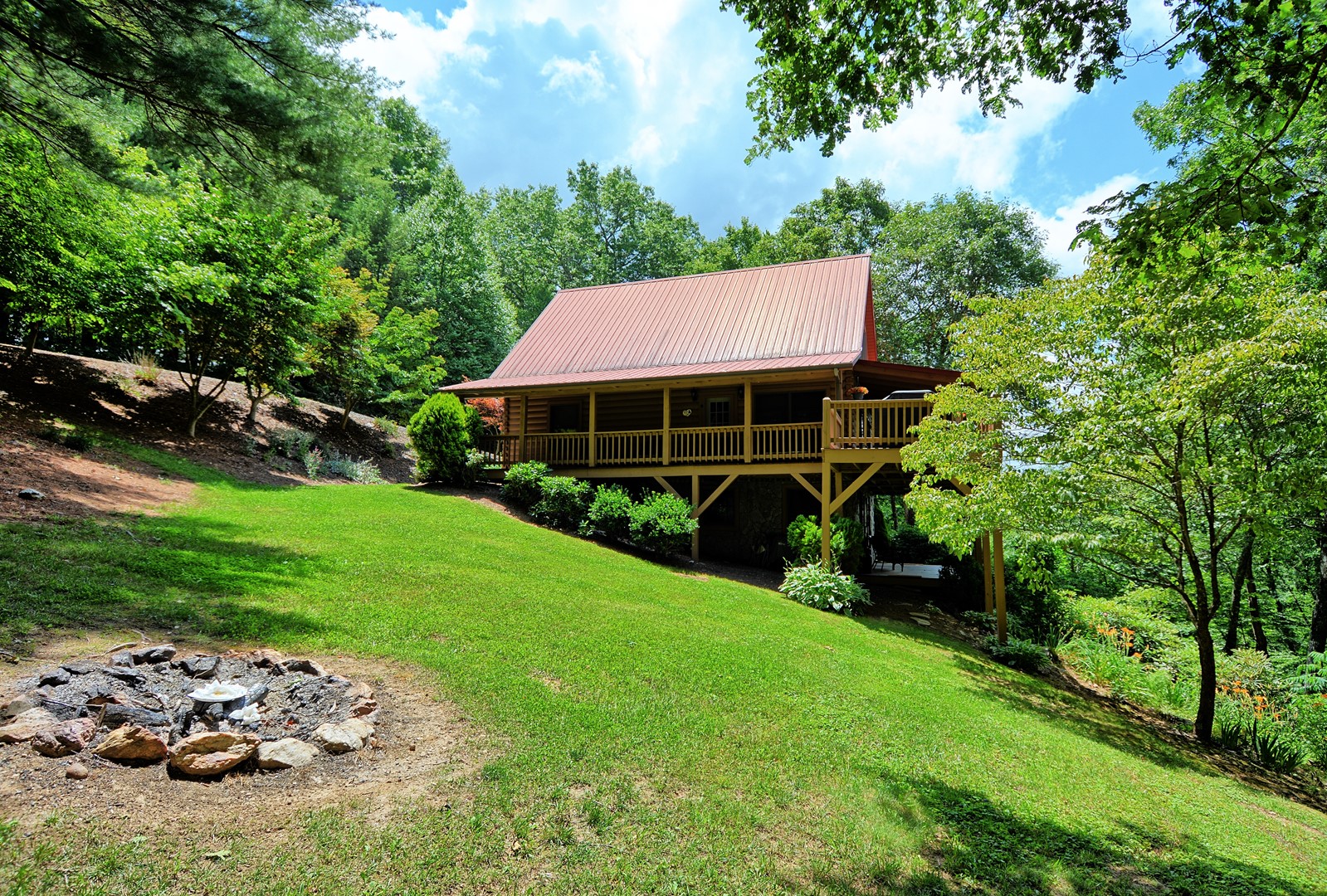 Rustic River Escape-Jefferson, NC 2
